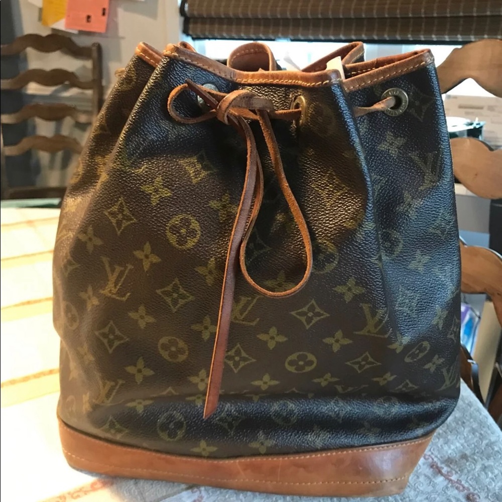 Vintage Louis Vuitton largest bucket Now bag